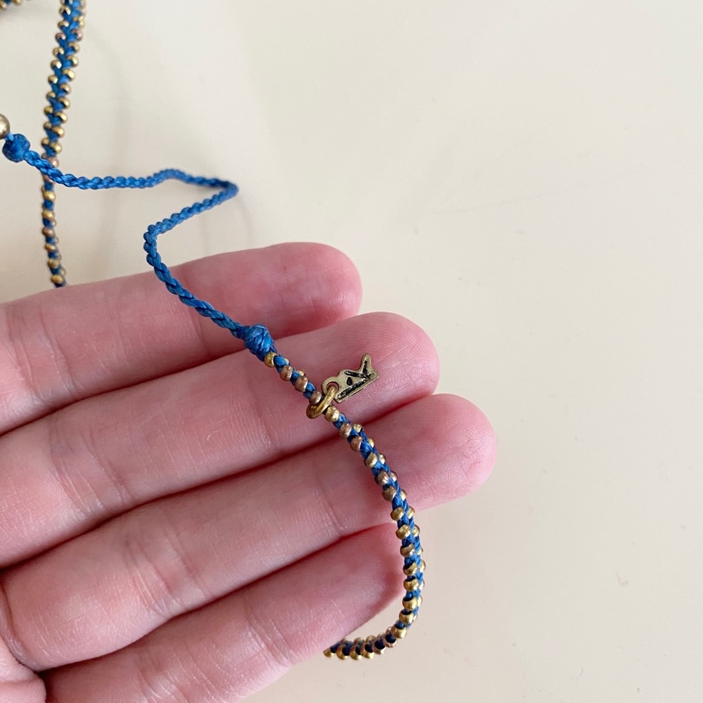 WAKAMI GUATEMALA BLUE GOLD WRAP BRACELET - Picture 5 of 6